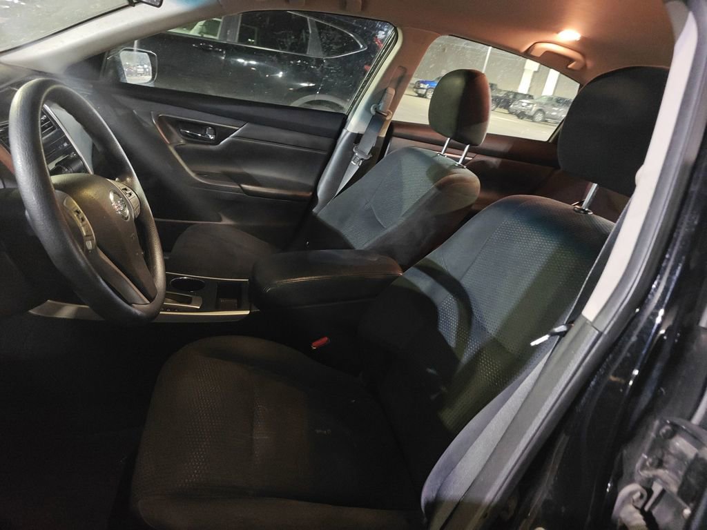 Used 2015 Nissan Altima 2.5 S w/ Special Edition Package image 7