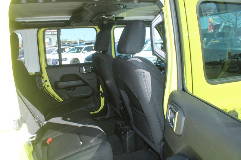 Used 2023 Jeep Wrangler Unlimited Sahara w/ Cold Weather Group image 12