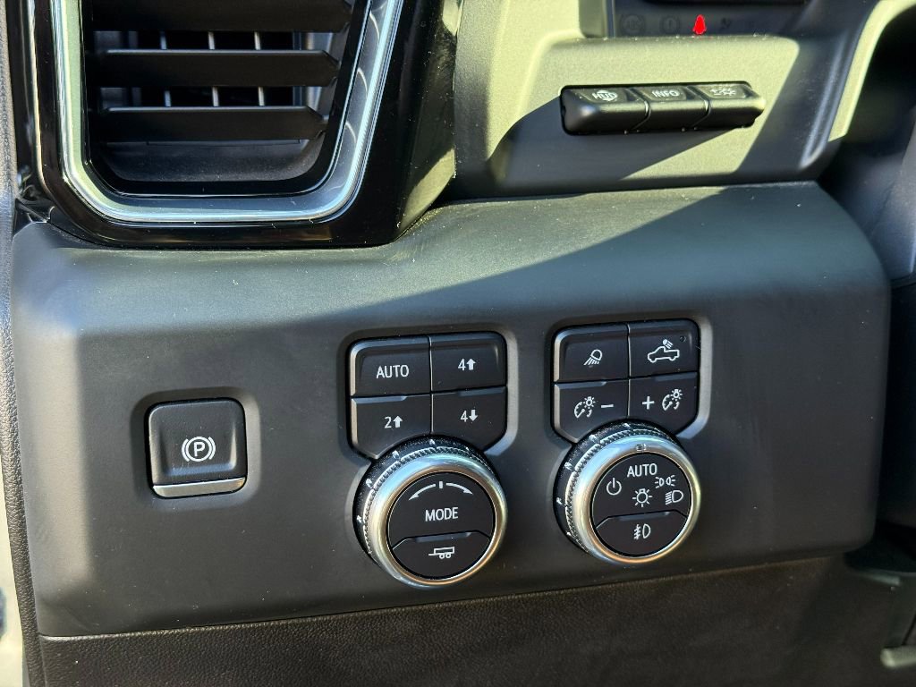 Used 2024 GMC Sierra 2500 Denali Ultimate image 23