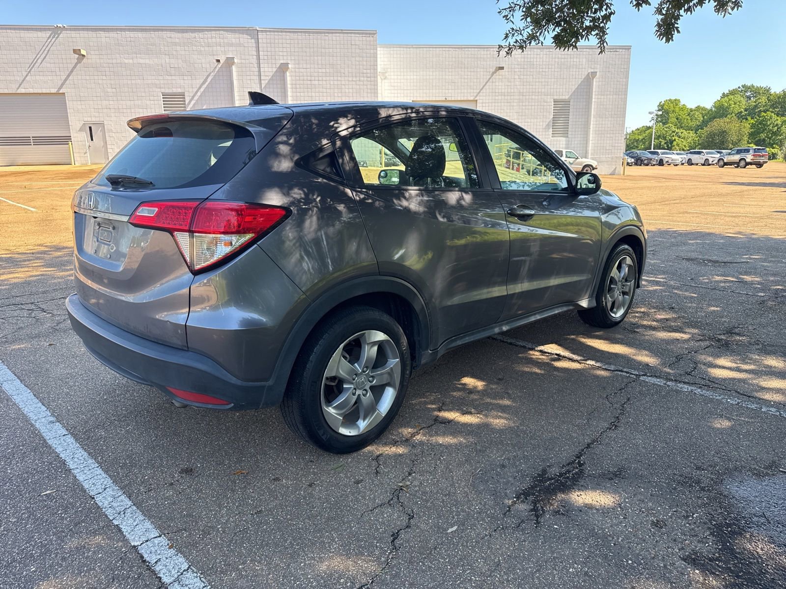 Used 2021 Honda HR-V LX image 6