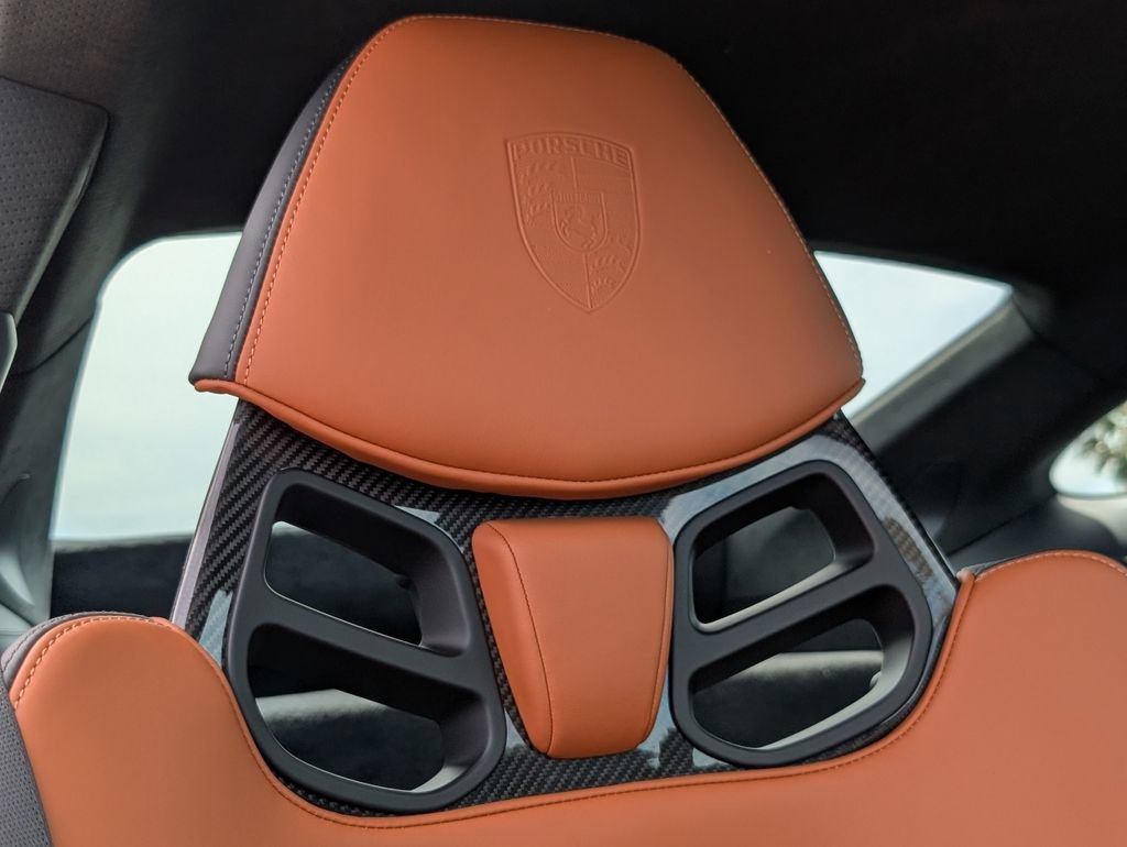 Certified 2024 Porsche 911 GT3 RS RWD image 18