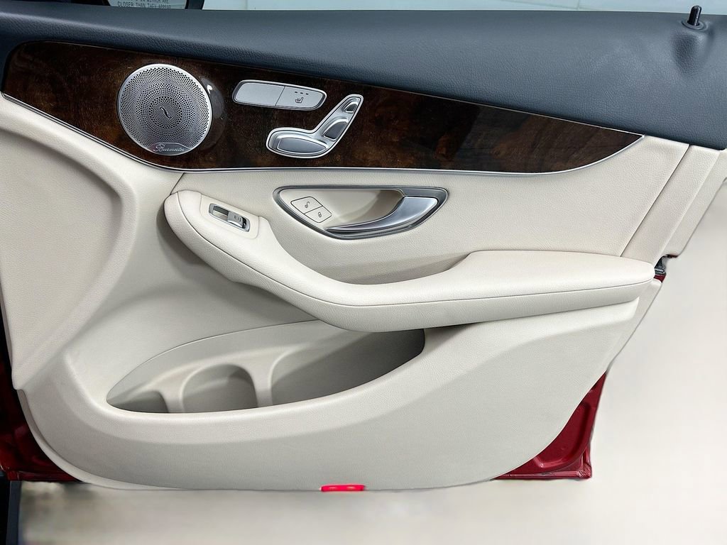 Used 2019 Mercedes-Benz GLC 300 GLC 300 image 23