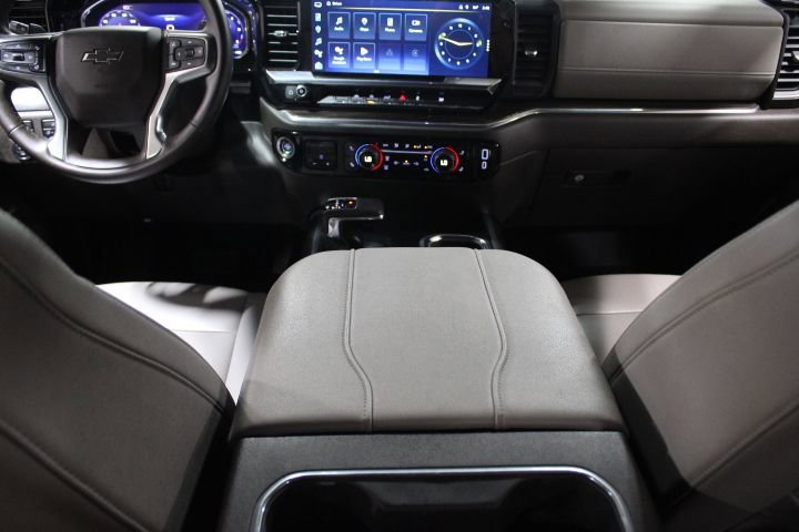 Used 2024 Chevrolet Silverado 1500 RST w/ Dark Appearance Package AWD/4WD image 32