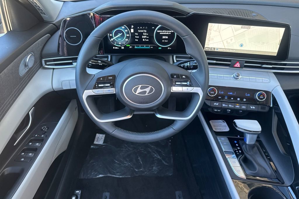 New 2026 Hyundai Elantra Limited FWD image 14
