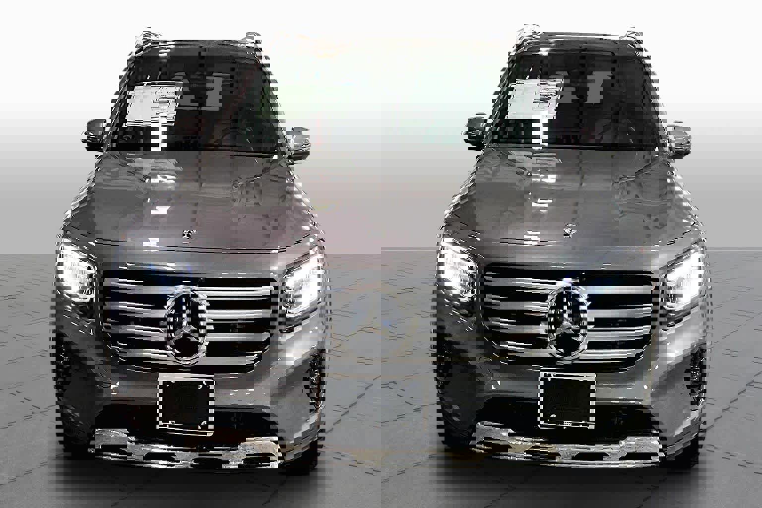 New 2026 Mercedes-Benz GLB 250 4MATIC image 3