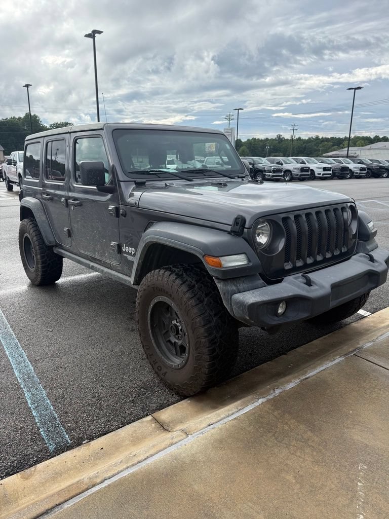 Used 2018 Jeep Wrangler Unlimited Sport S AWD/4WD image 1