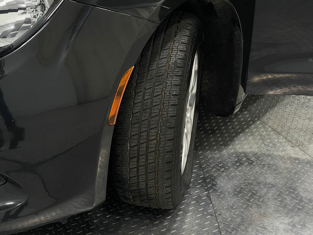 Used 2020 Chrysler Voyager Lxi image 36