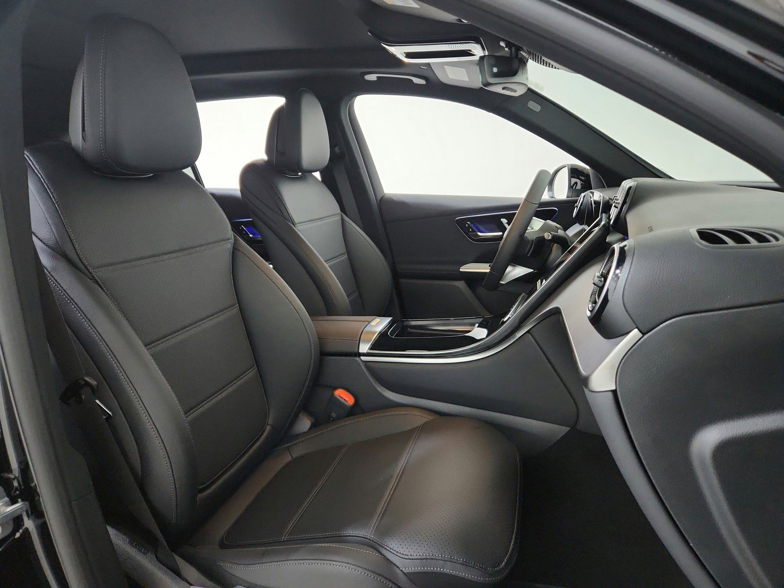Certified 2026 Mercedes-Benz GLC 300 image 17