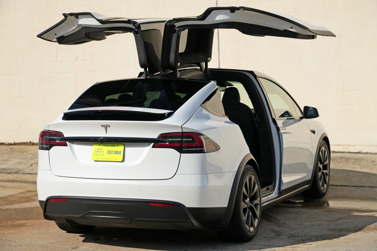 Used 2023 Tesla Model X AWD/4WD image 54