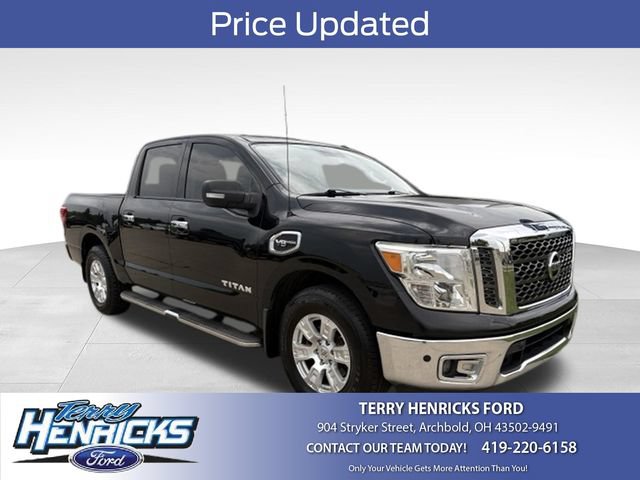 Used 2017 Nissan Titan SV RWD image 1