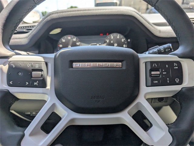 Used 2025 Land Rover Defender 110 S image 20