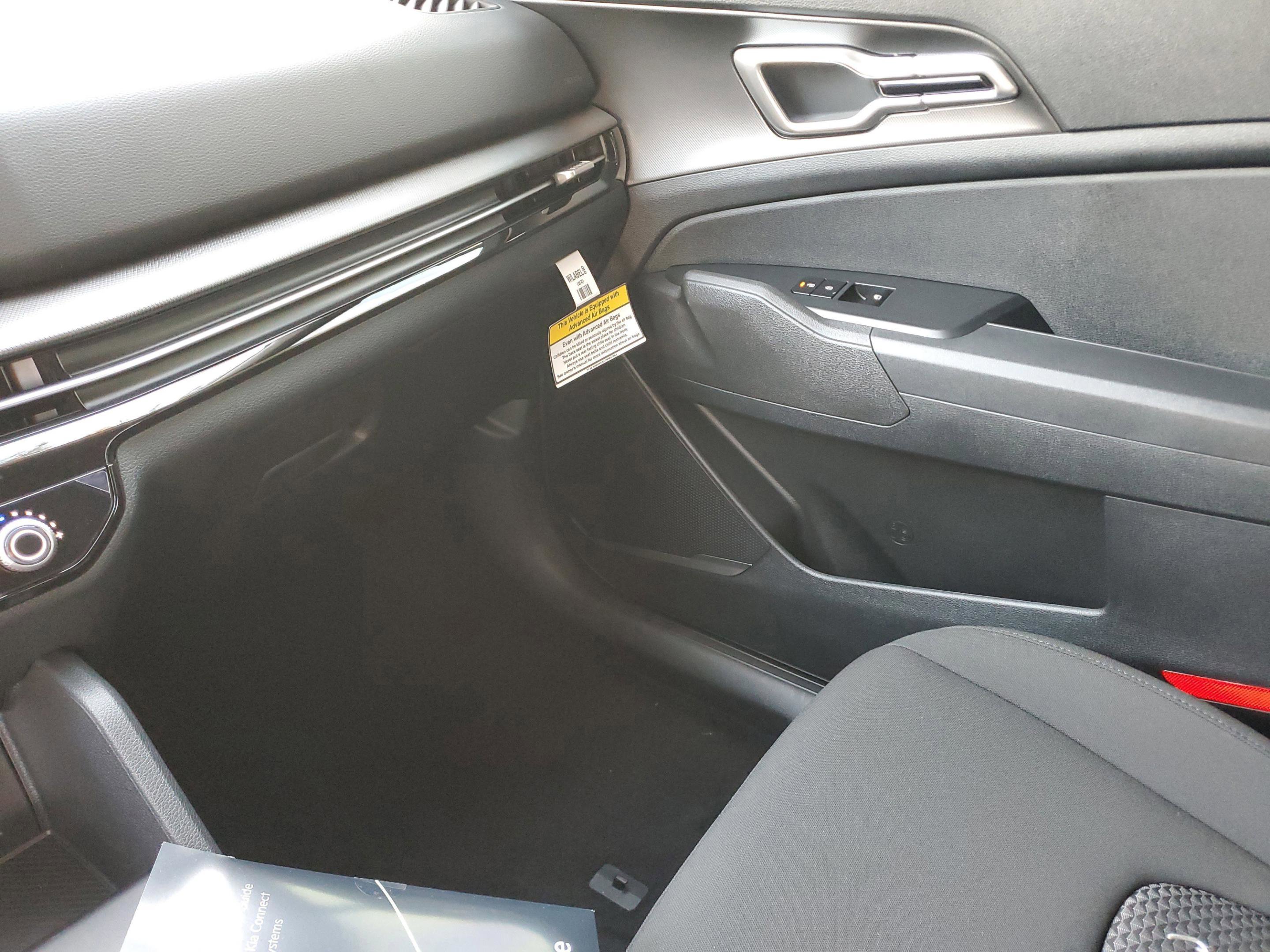 New 2026 Kia Sportage LX w/ LX Convenience Package image 15