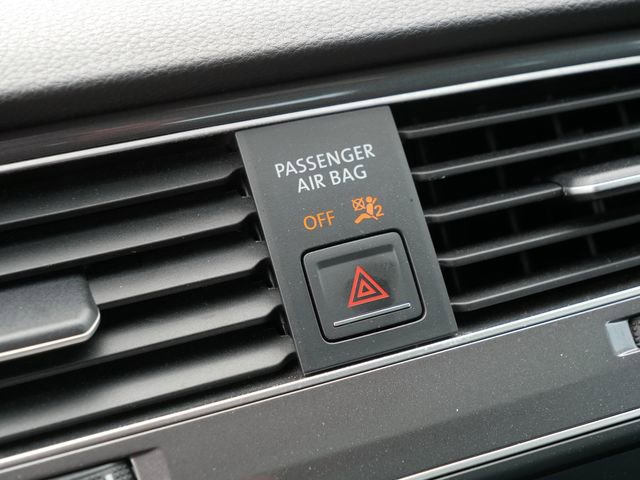 Used 2017 Volkswagen Golf Alltrack SEL image 35