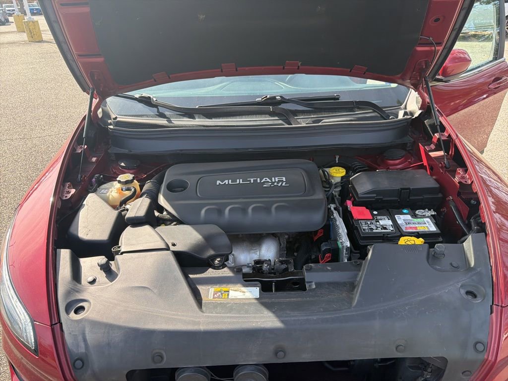 Used 2016 Jeep Cherokee Latitude w/ Safety/Convenience Group image 11