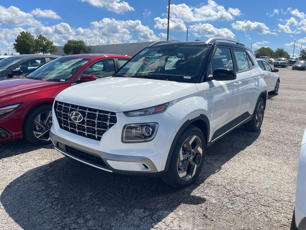 New 2025 Hyundai Venue Limited