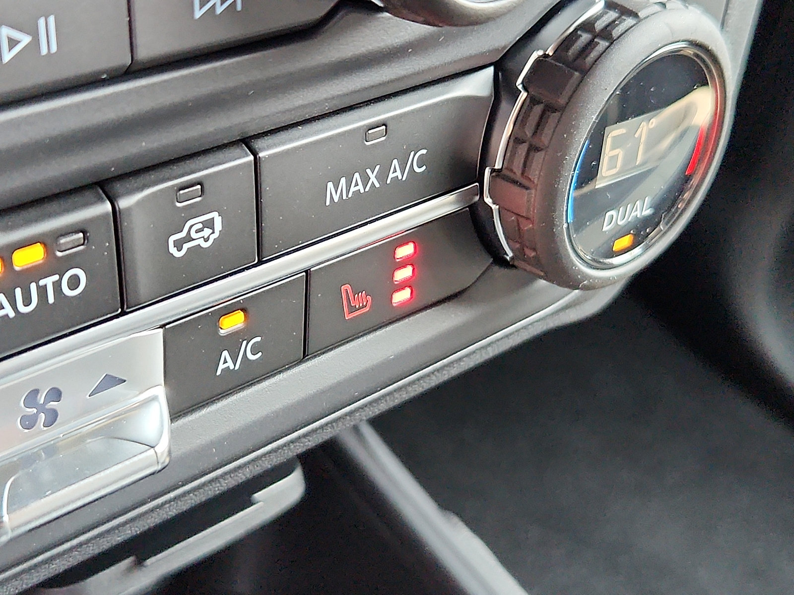 New 2026 Ford Bronco Outer Banks AWD/4WD image 17