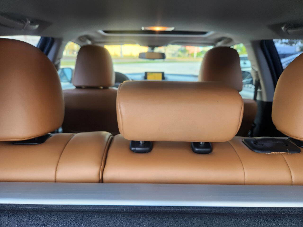 Used 2011 Lexus CT 200h Premium w/ Premium Audio Pkg image 25