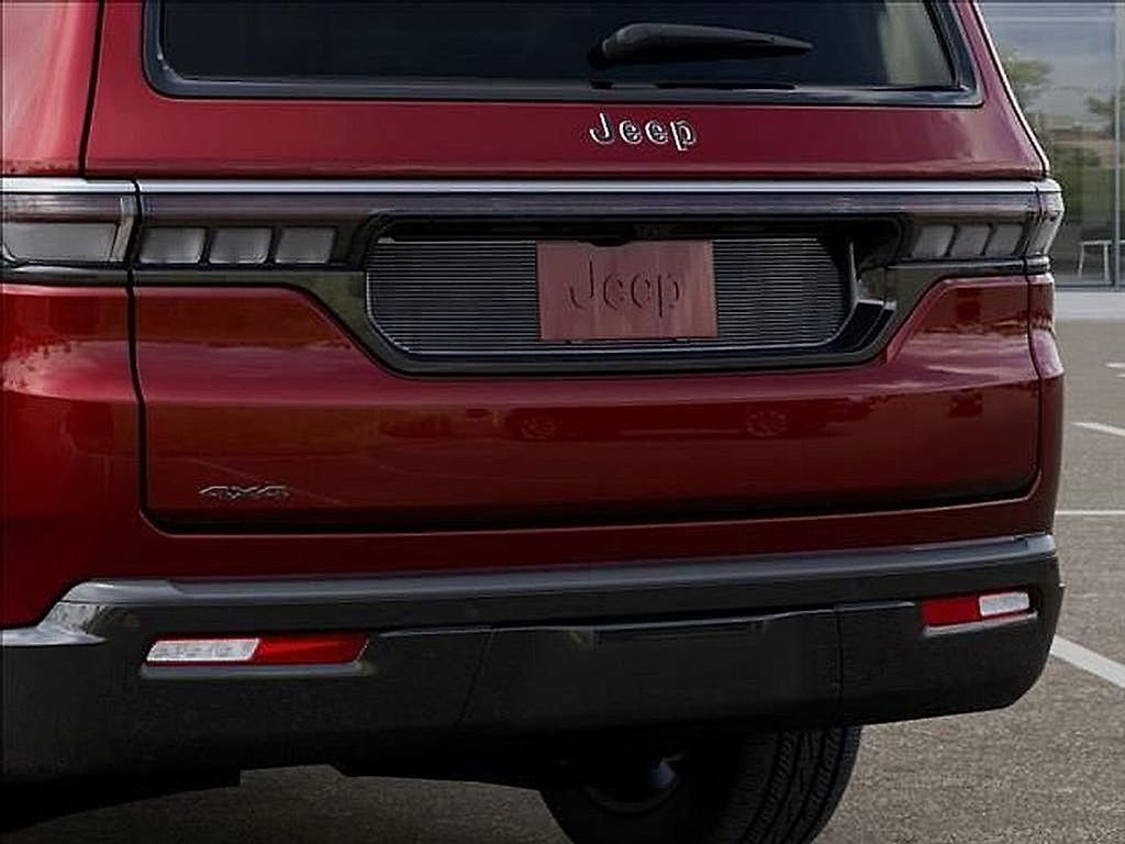 New 2026 Jeep Grand Wagoneer 4WD image 15