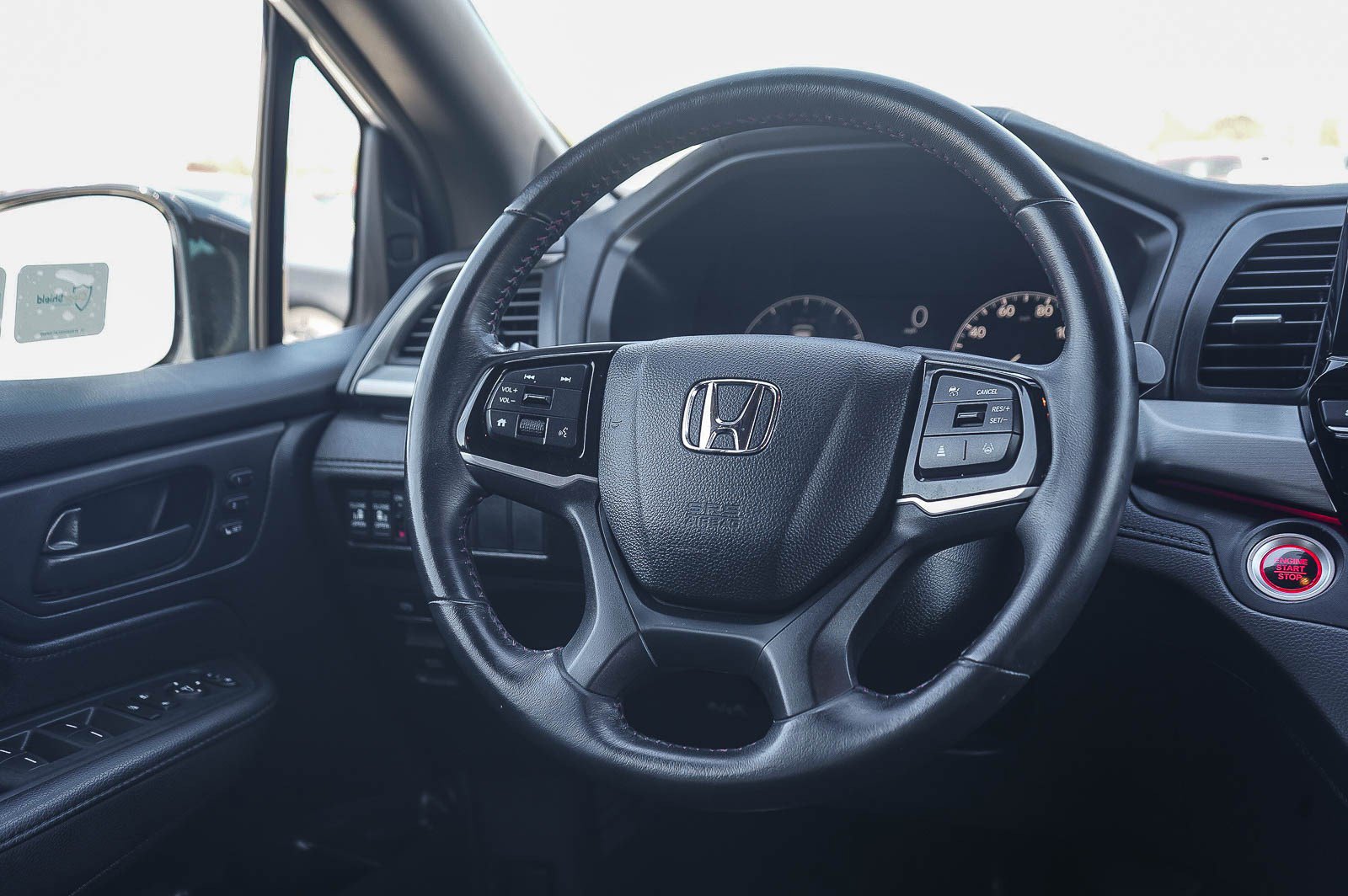 Used 2025 Honda Odyssey Sport-L image 16
