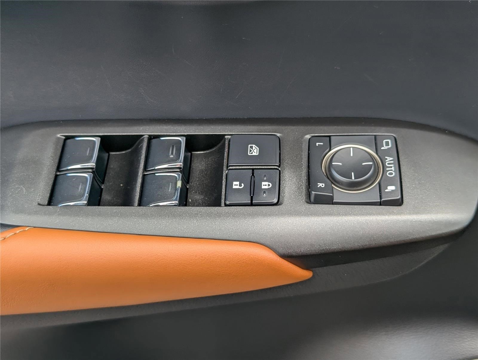 Used 2020 Lexus NX 300 FWD w/ Comfort Package image 20