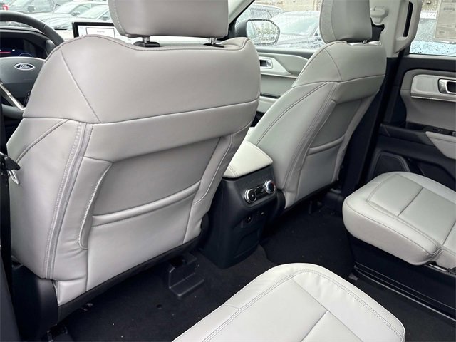 New 2026 Ford Explorer Active w/ Active Comfort Package image 18