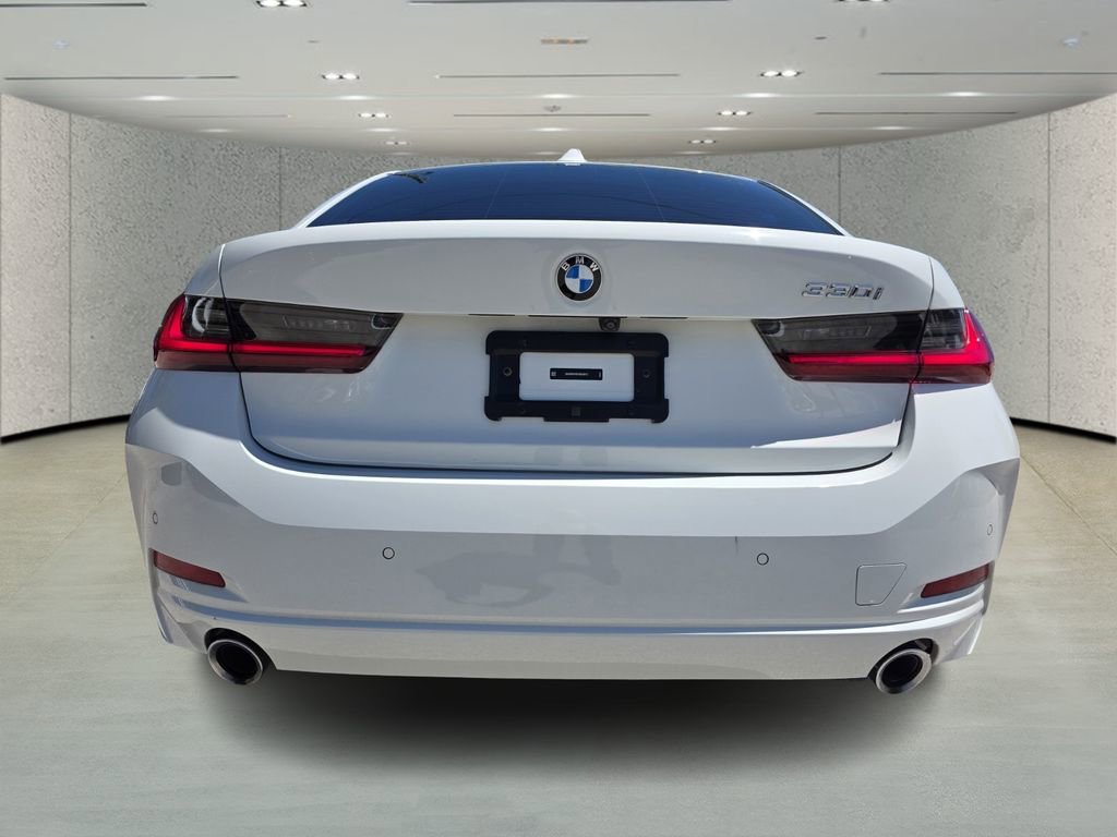 Used 2023 BMW 330i Sedan w/ Driving Assistance Package image 4