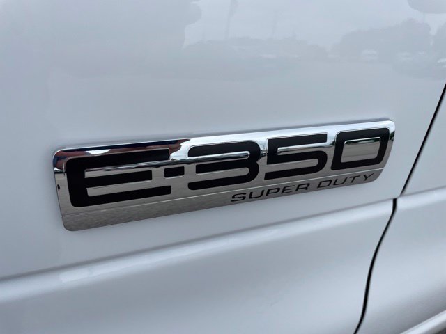 New 2027 Ford E-350 and Econoline 350 Super Duty w/ Power Equipment Group RWD image 5