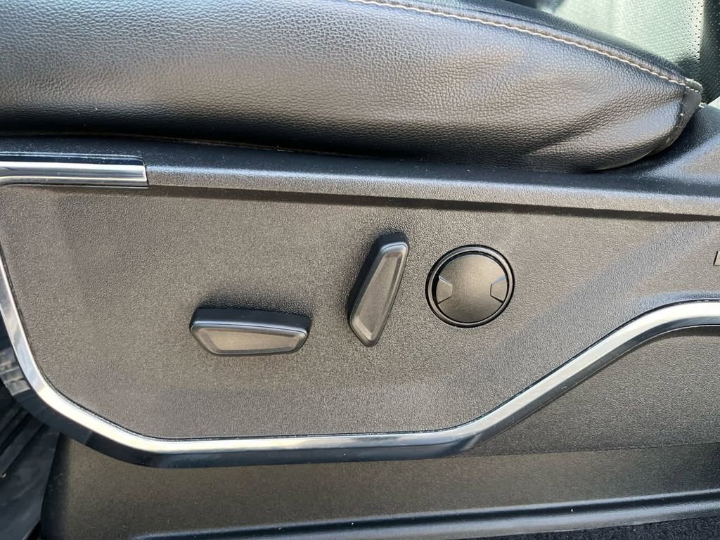 Used 2024 Ford F150 Lariat w/ Bed Utility Package AWD/4WD image 26