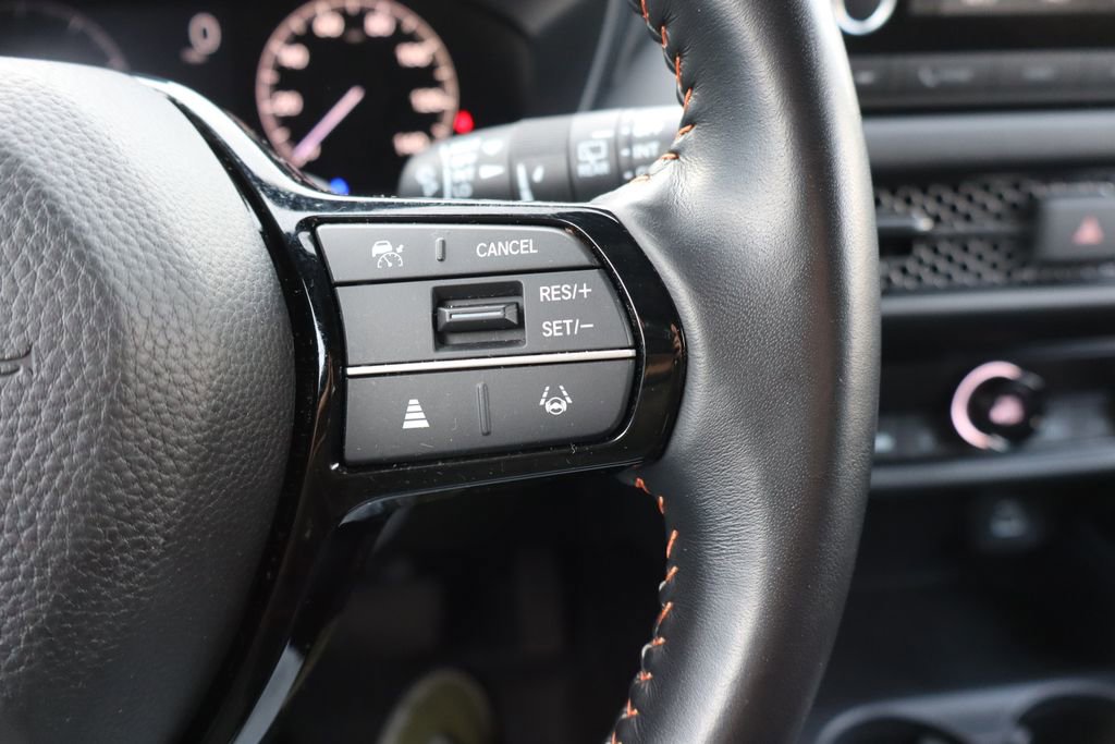 Used 2025 Honda HR-V Sport image 8