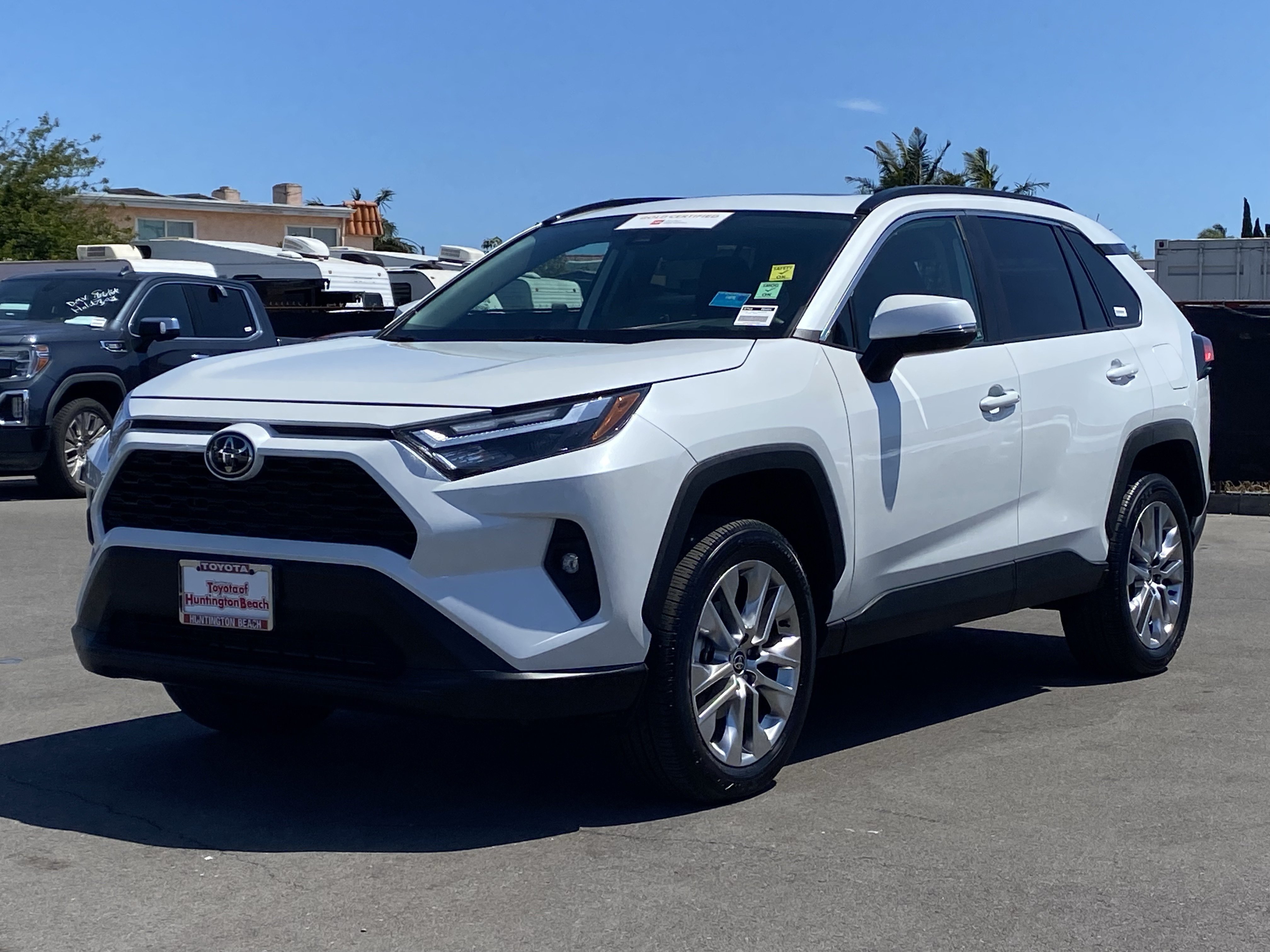 Used 2025 Toyota RAV4 XLE Premium AWD/4WD image 6