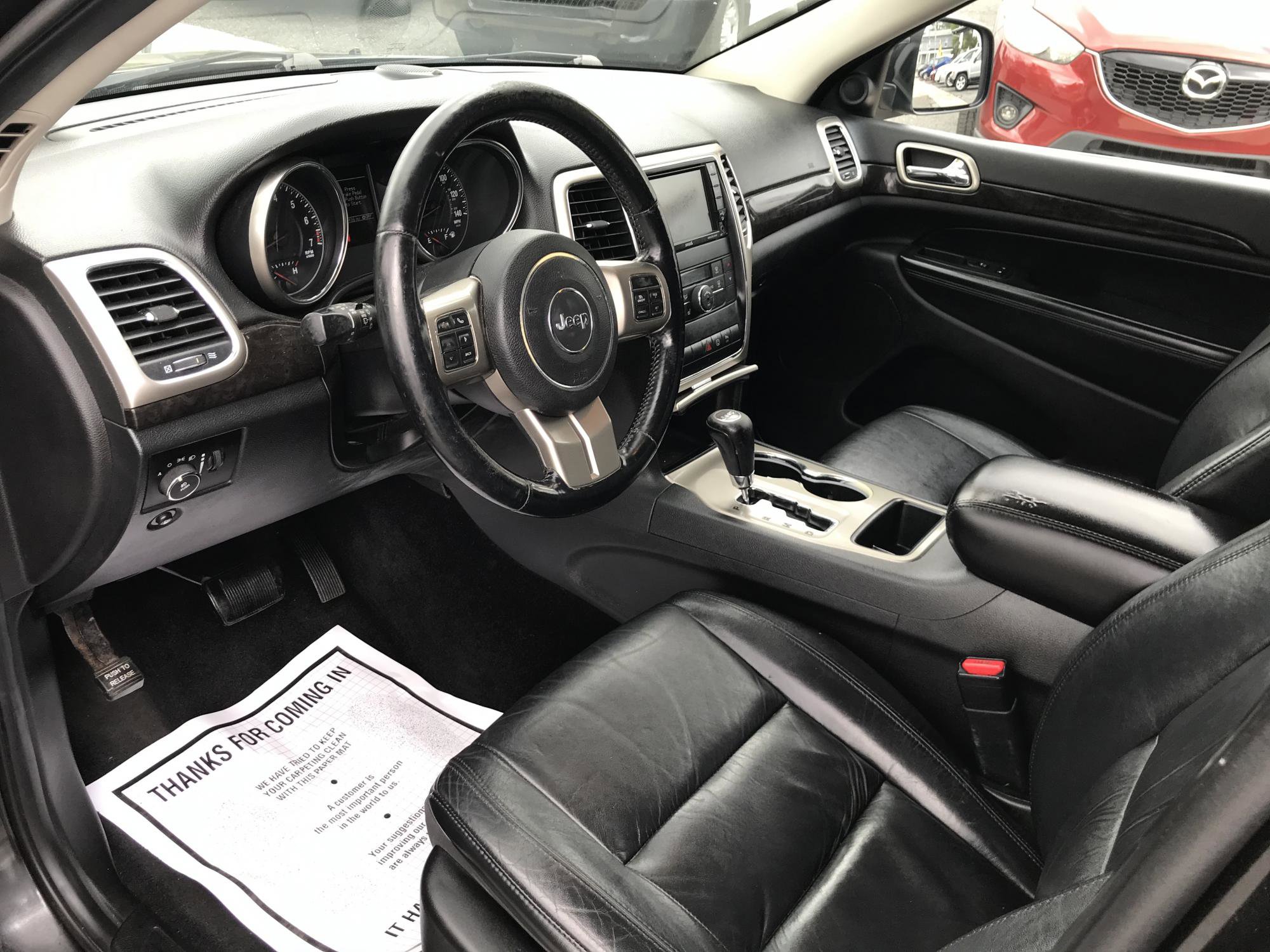 Used 2013 Jeep Grand Cherokee Laredo AWD/4WD image 8