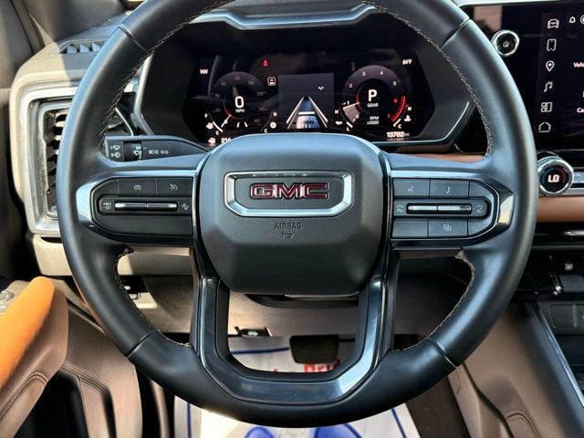 Used 2024 GMC Canyon AT4 w/ Technology Package image 25