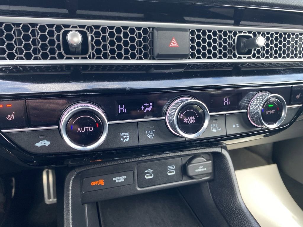 Used 2025 Honda Civic Sport image 32