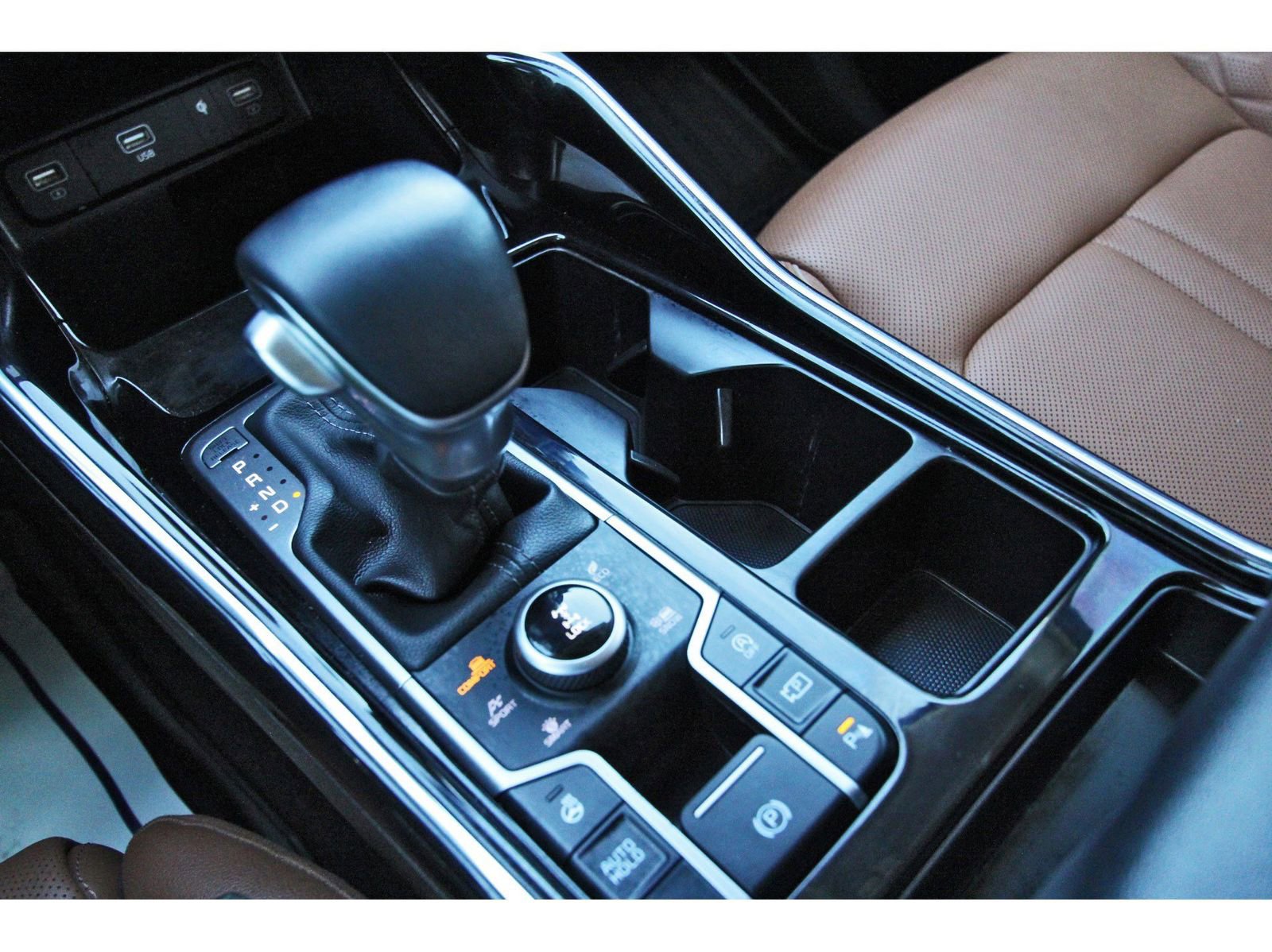 Used 2023 Kia Sorento SX Prestige image 31