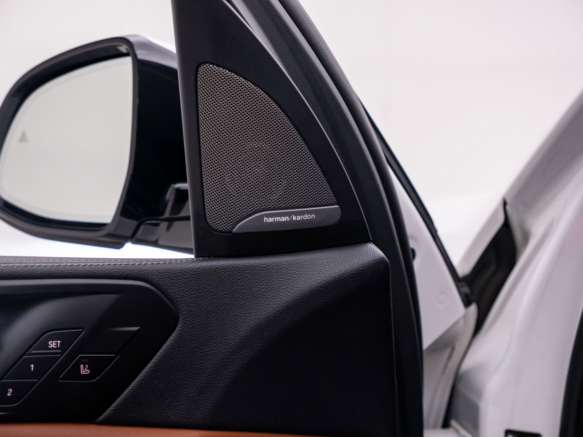 Certified 2023 BMW X5 M50i w/ Executive Package image 15