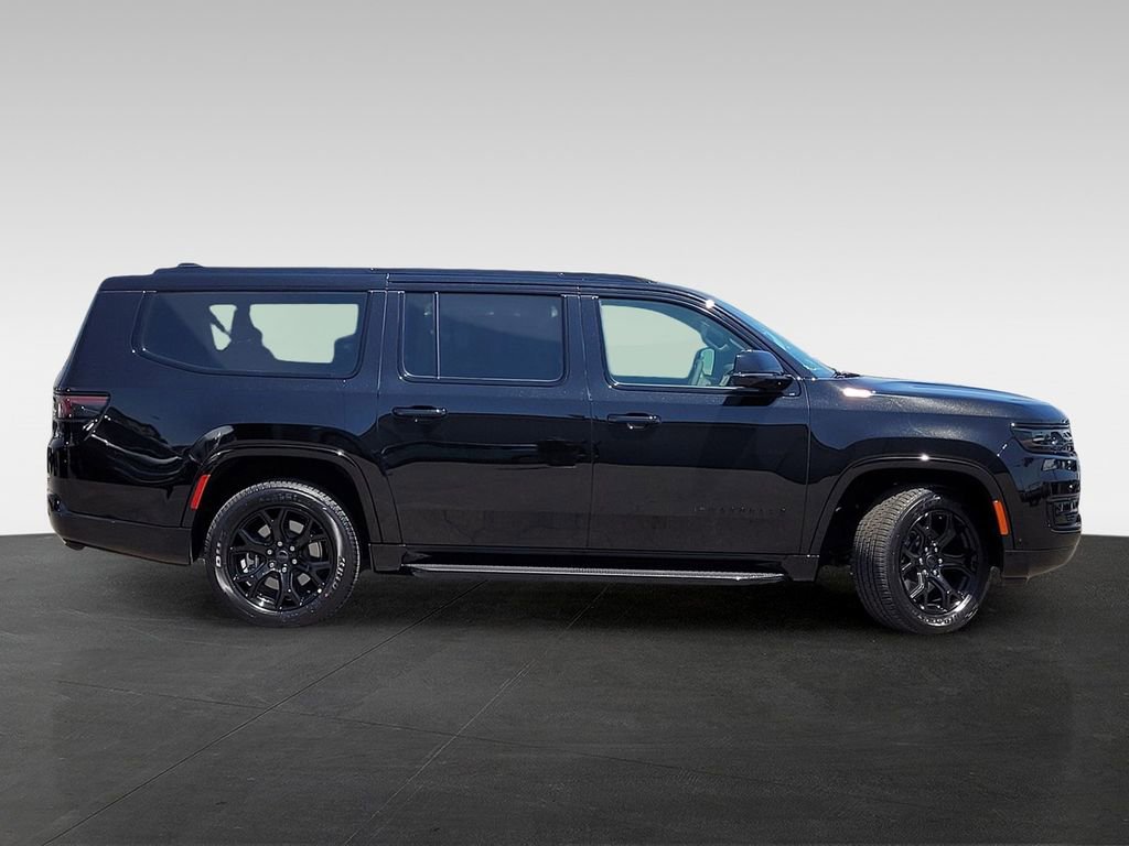 New 2025 Jeep Wagoneer L Series II w/ Convenience Group I image 4