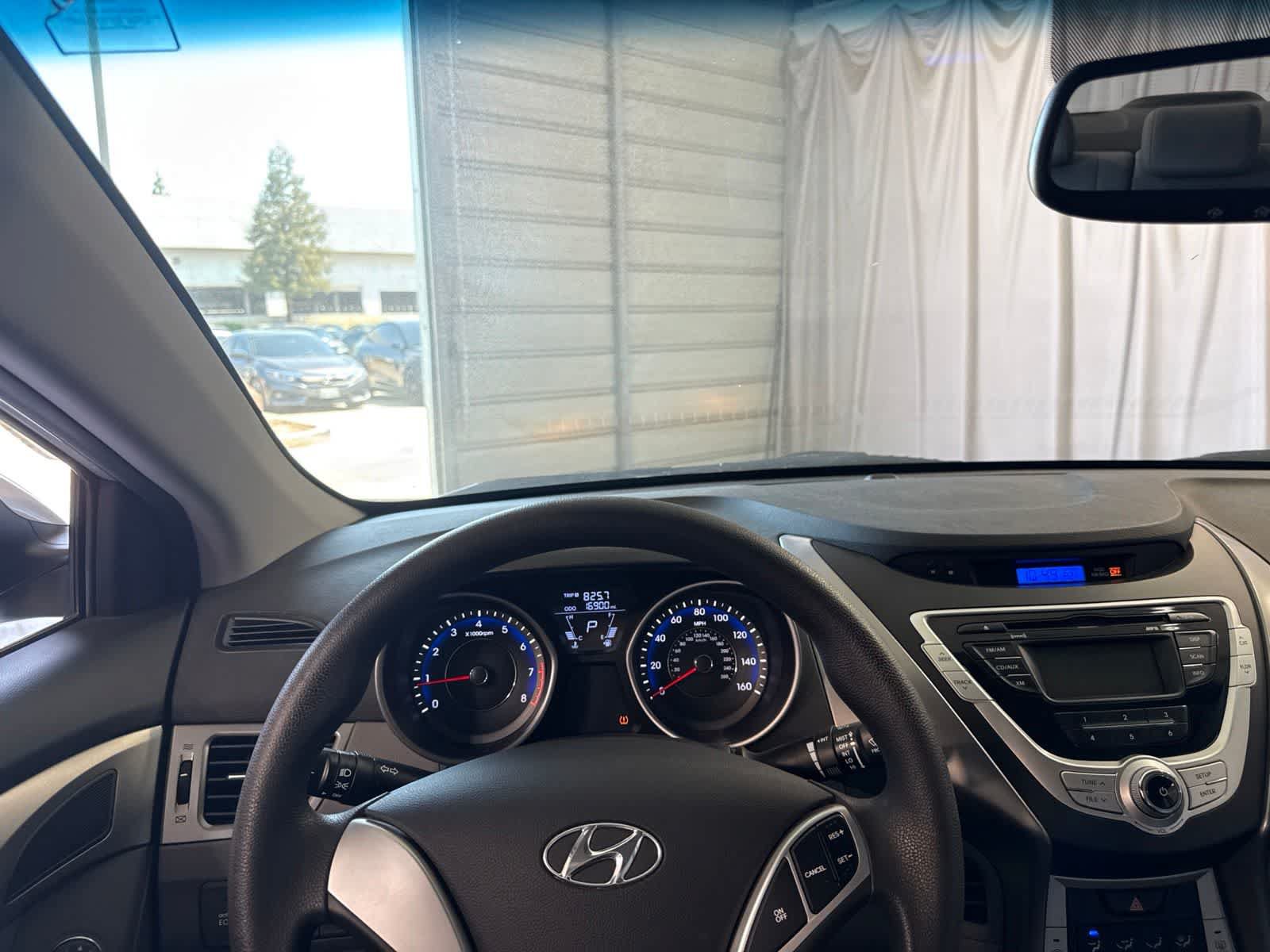 Used 2012 Hyundai Elantra GLS FWD image 22