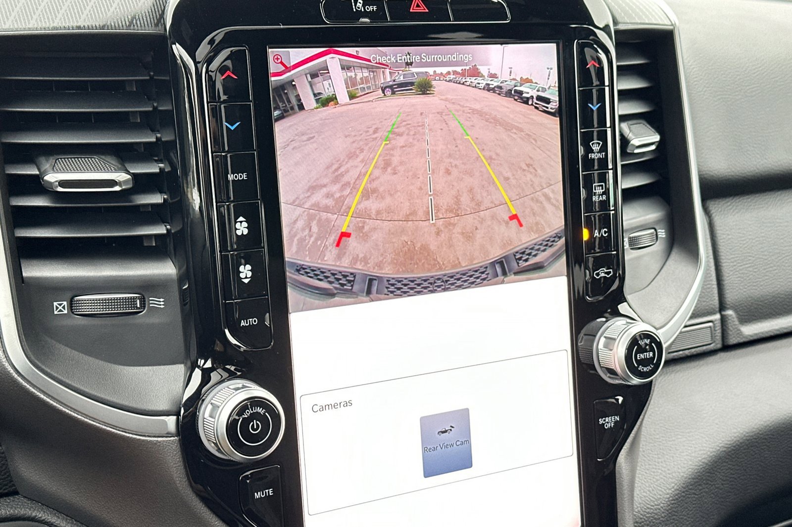 New 2026 RAM 1500 4x4 Crew Cab image 20