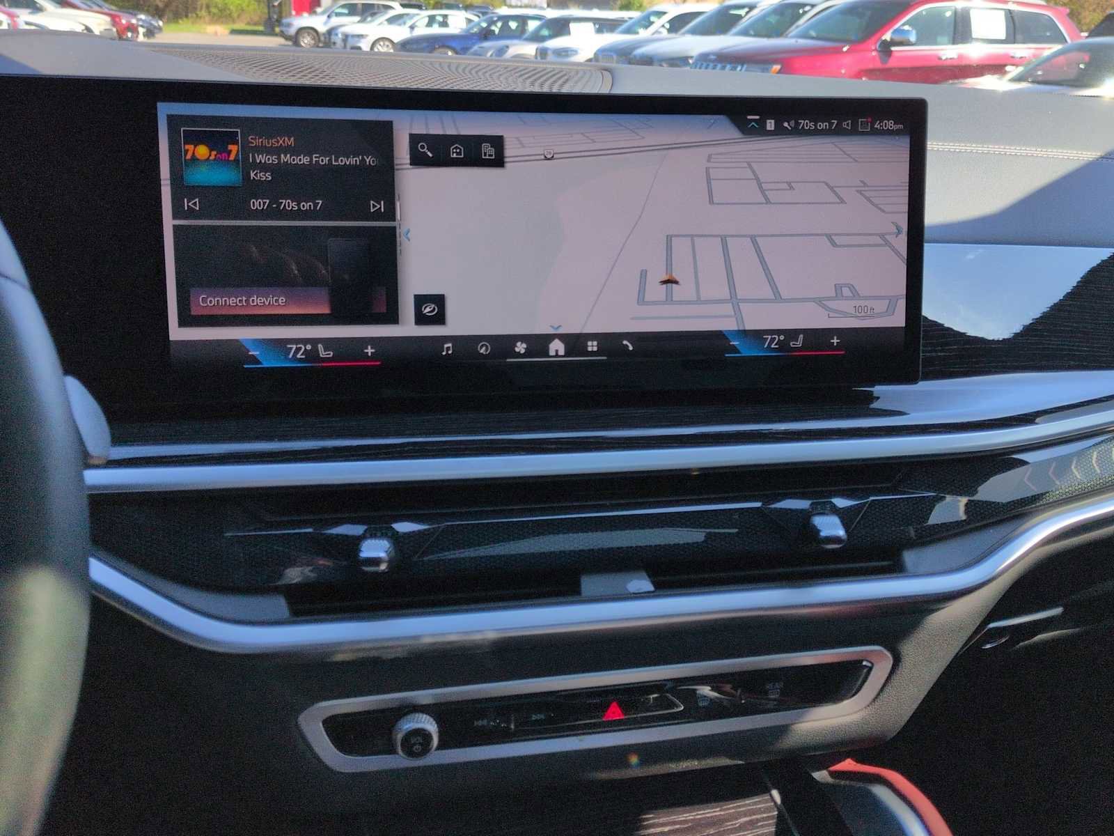 Used 2024 BMW X6 xDrive40i w/ Executive Package image 30