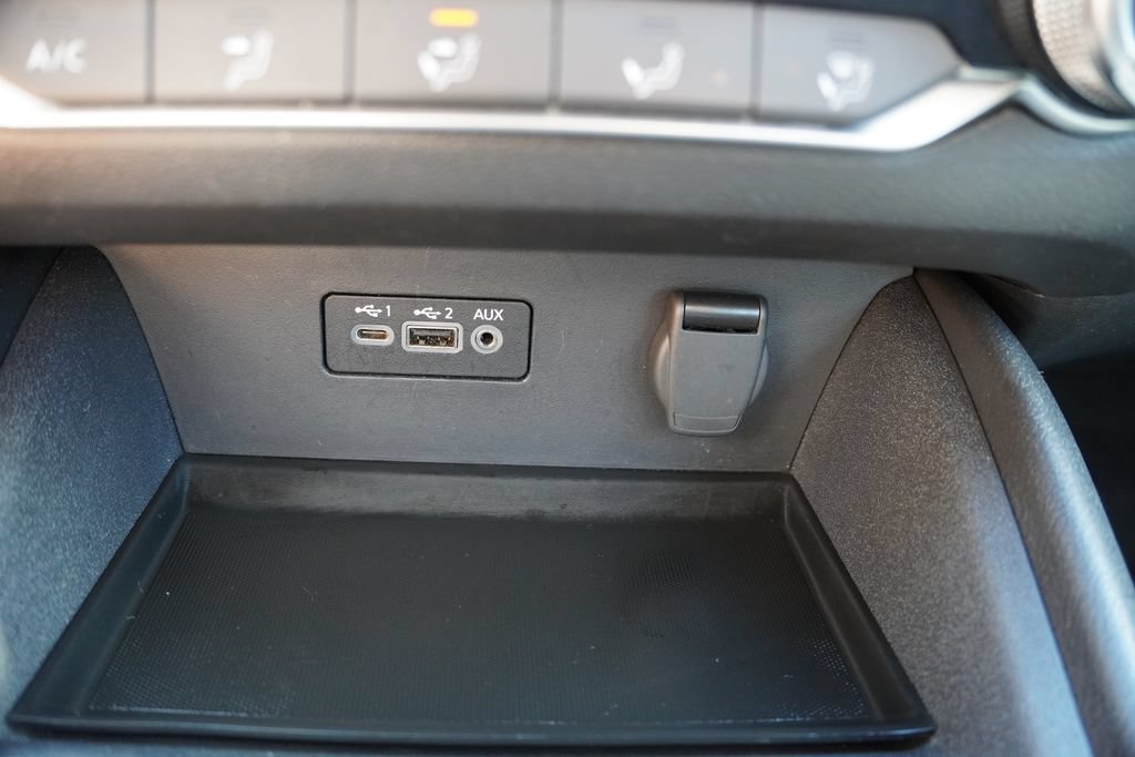Used 2025 Nissan Altima 2.5 SV FWD image 25