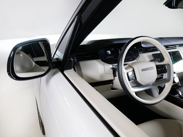 Certified 2023 Land Rover Range Rover SE AWD/4WD image 24
