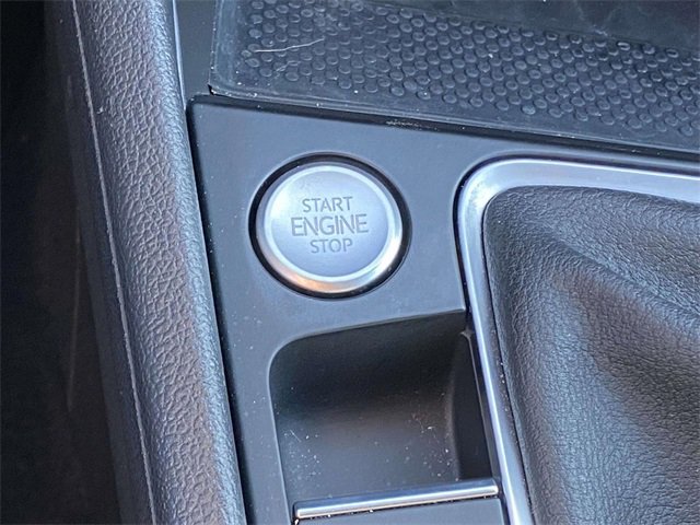 Used 2024 Volkswagen Jetta GLI 40th Anniversary Edition image 27