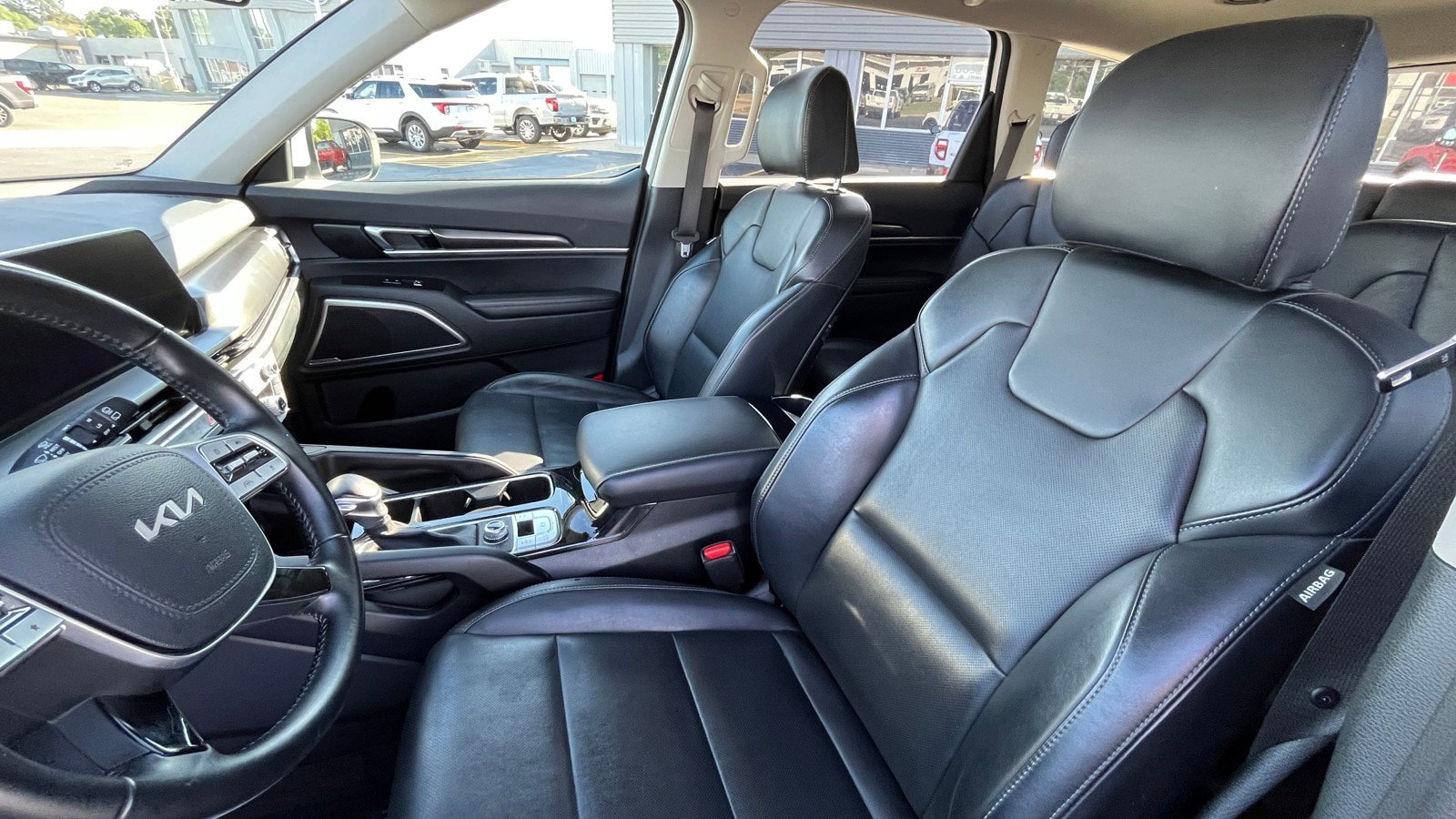 Used 2025 Kia Telluride S AWD/4WD image 18
