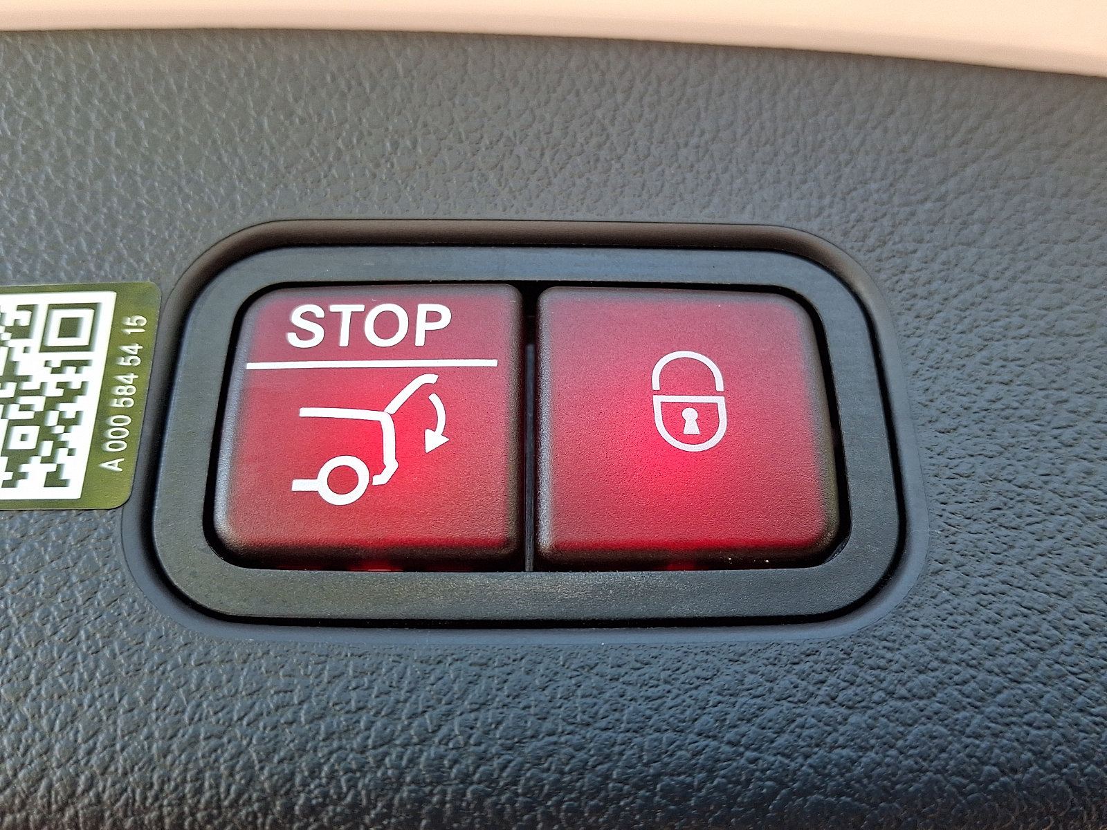 Certified 2026 Mercedes-Benz GLC 300 4MATIC image 28