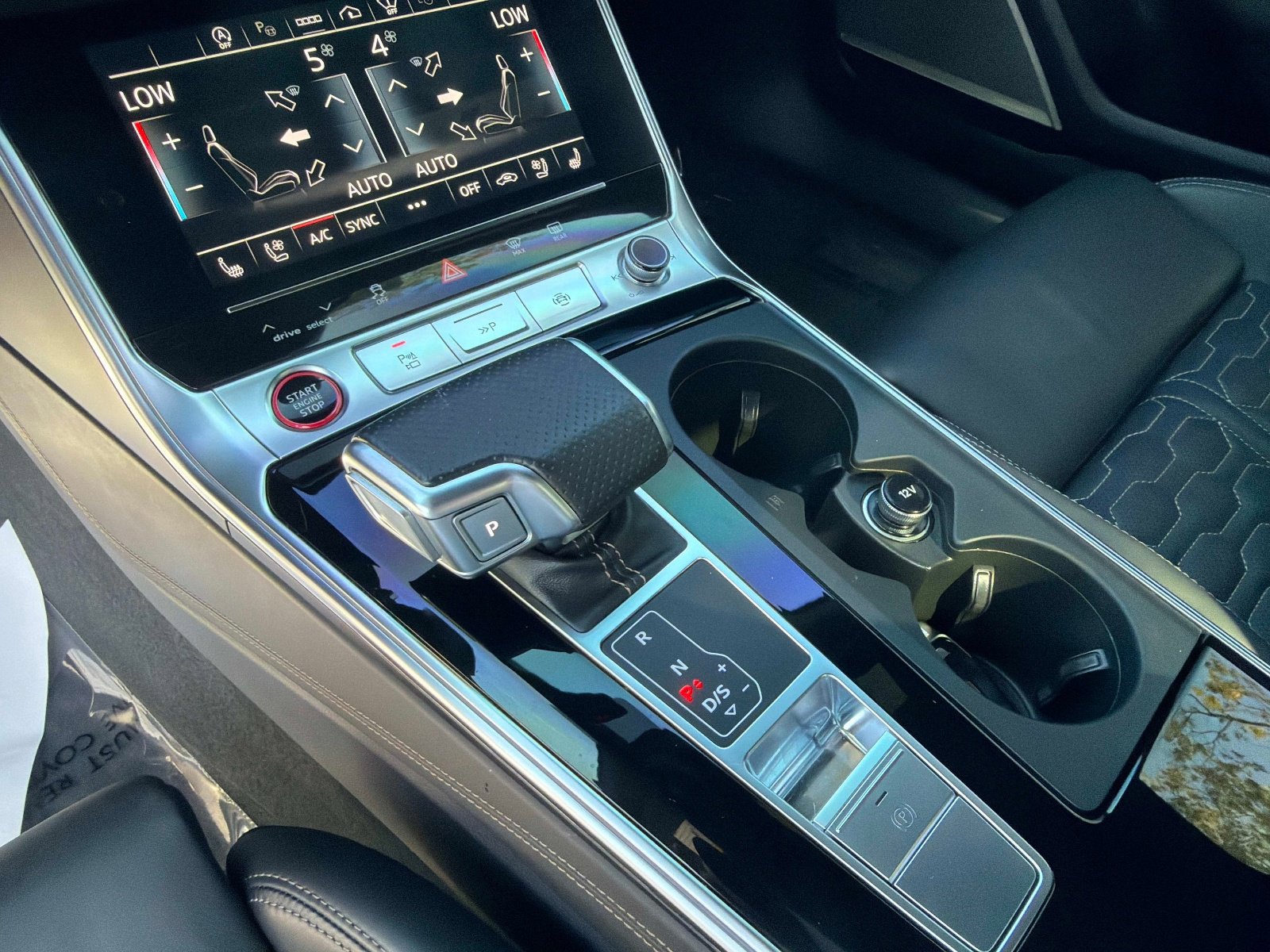 Used 2024 Audi RS 6 performance image 44