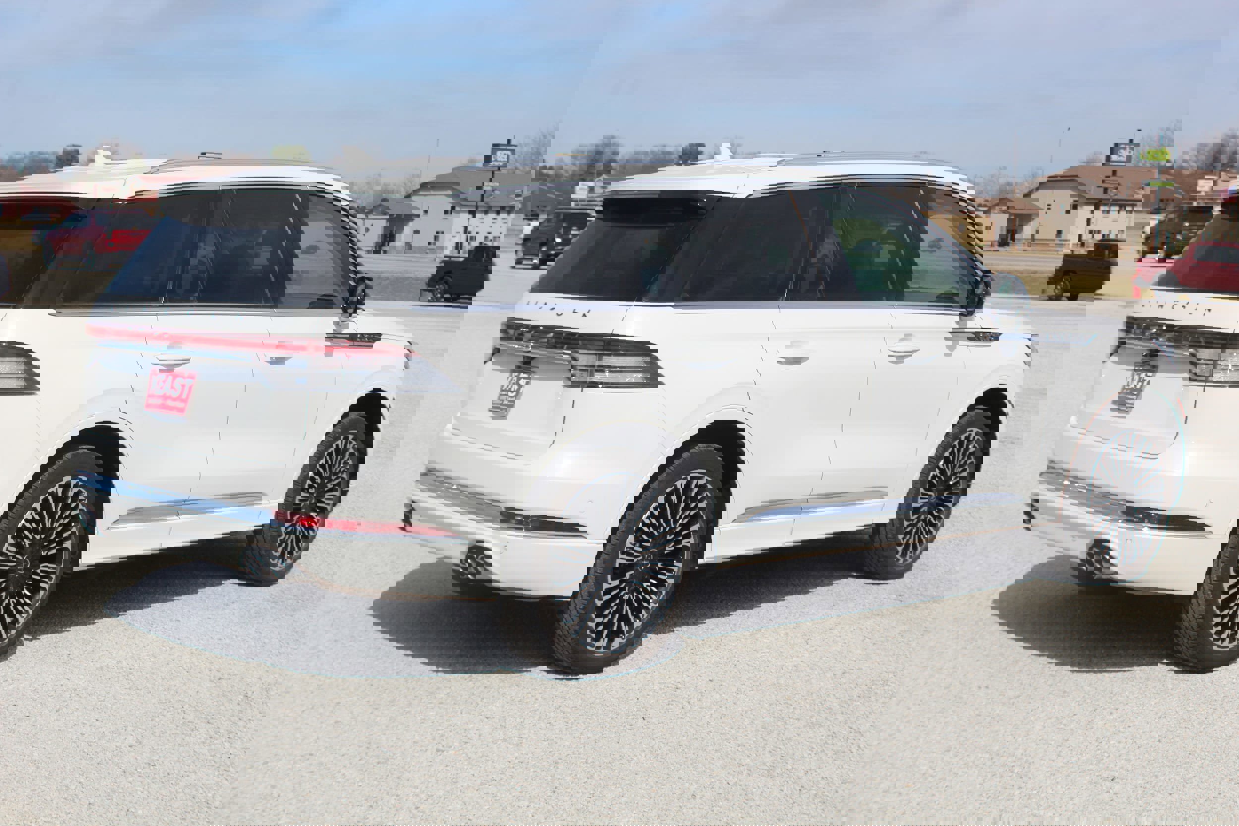 Used 2024 Lincoln Aviator Black Label w/ Dynamic Handling Package image 5