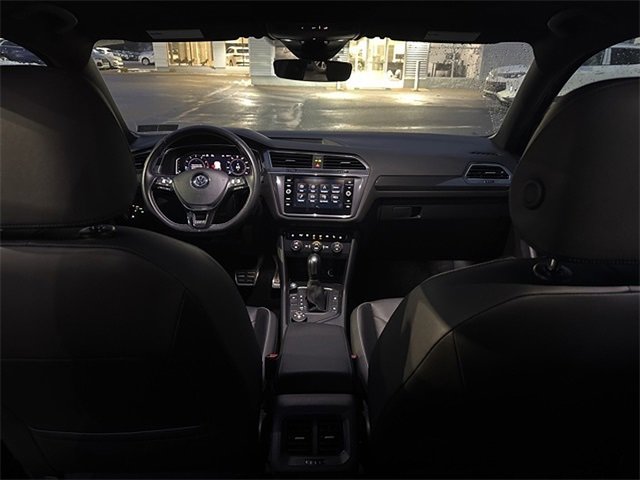 Used 2020 Volkswagen Tiguan SEL Premium R-Line image 24