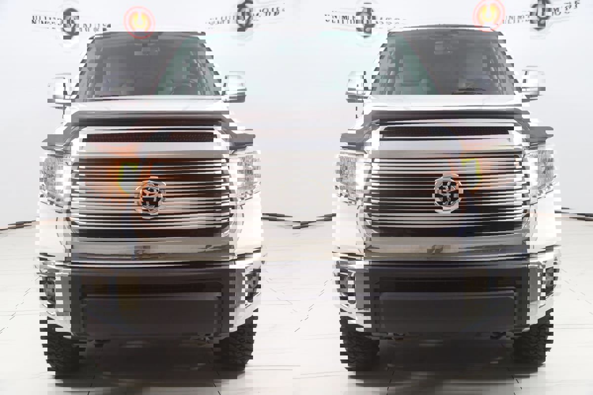 Used 2014 Toyota Tundra Limited w/ Limited Premium Package image 48