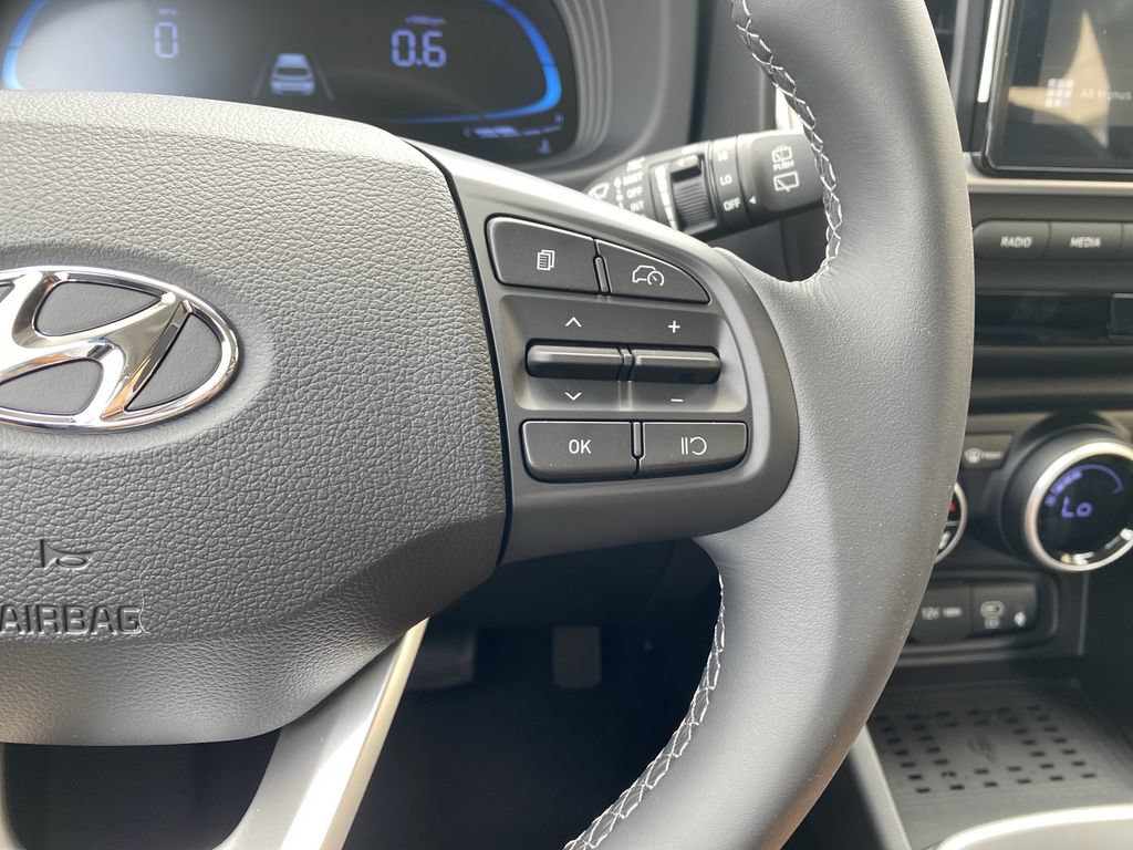New 2026 Hyundai Venue SEL FWD image 22
