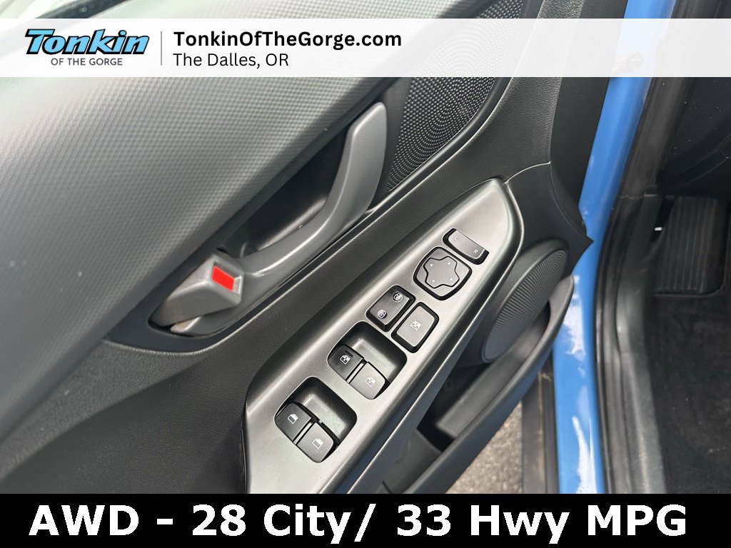 Used 2023 Hyundai Kona SEL w/ Cargo Package image 12